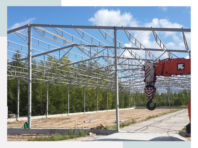 Строительство конюшен в Копейск от 616 руб. под ключ